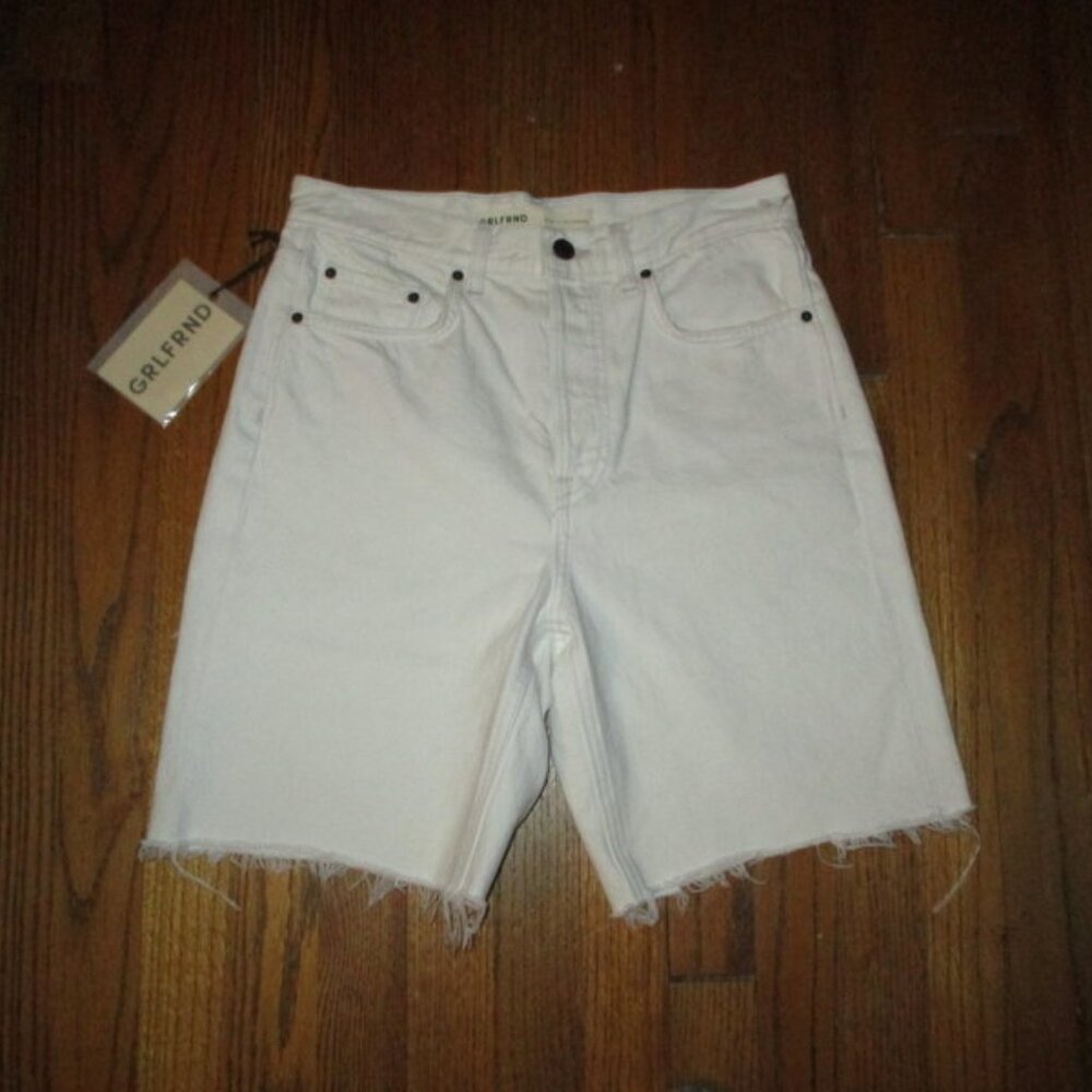 GRLFRND The Quinn 90's Boyfriend Short - Picture 1 of 9